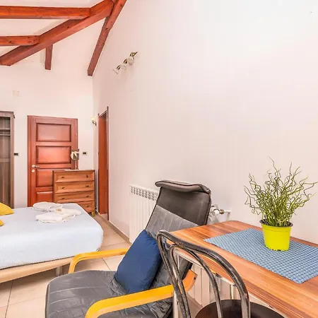 Holiday home Beautiful In With 4 Bedrooms And Wifi