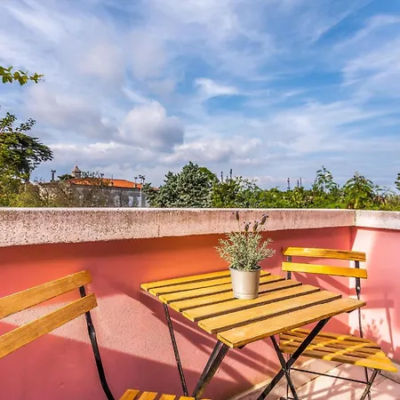 Beautiful In With 4 Bedrooms And Wifi Holiday home